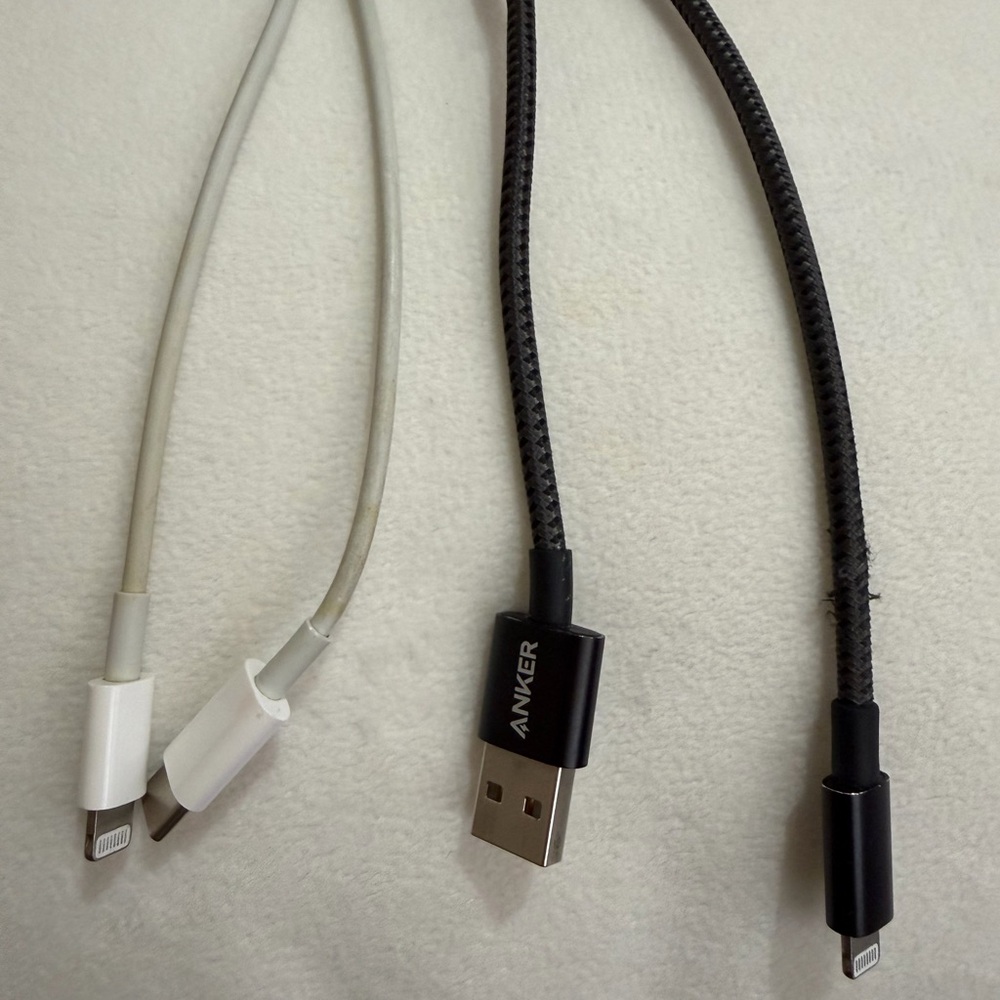 Set of 2 Used Original Apple & Anker Black and White Multi-Connector Cable